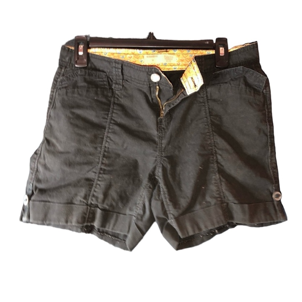 “No Boundaries” Black Jean Shorts Size 11